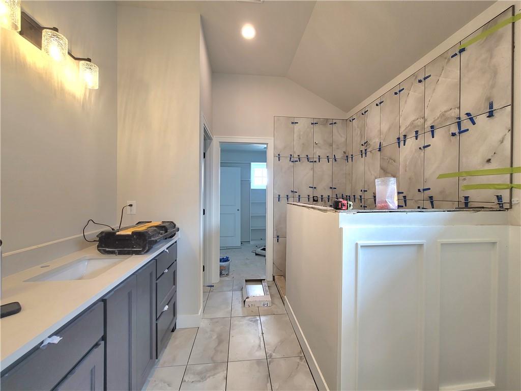 18261 Earnshaw Street Property Photo 23