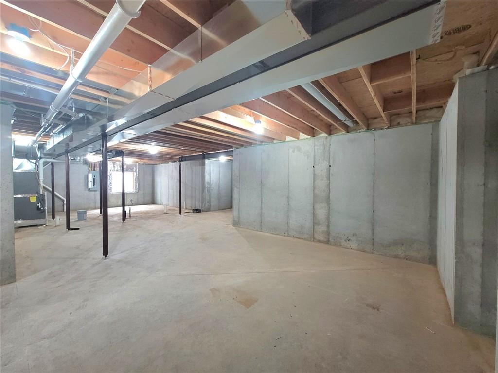 18261 Earnshaw Street Property Photo 27