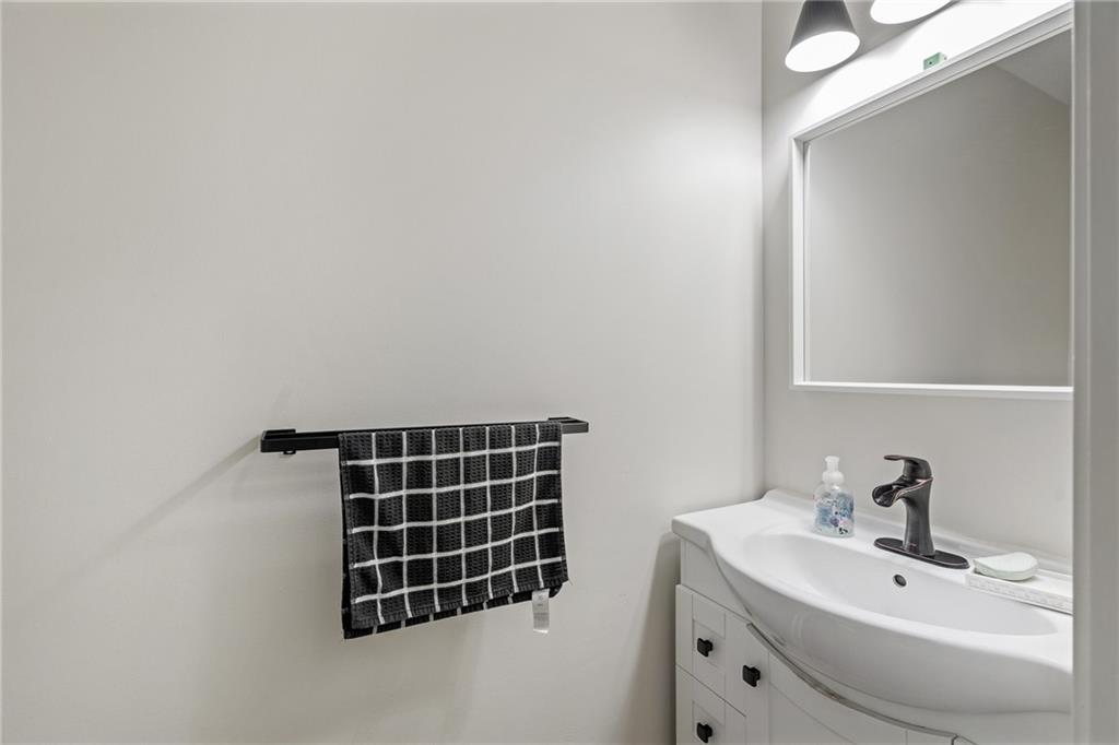 11404 N Bristol Avenue Property Photo 24