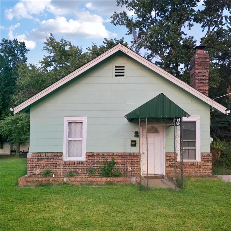1300 Park Street Property Photo 1