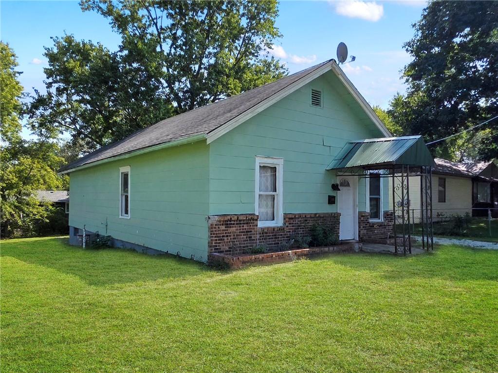 1300 Park Street Property Photo 2