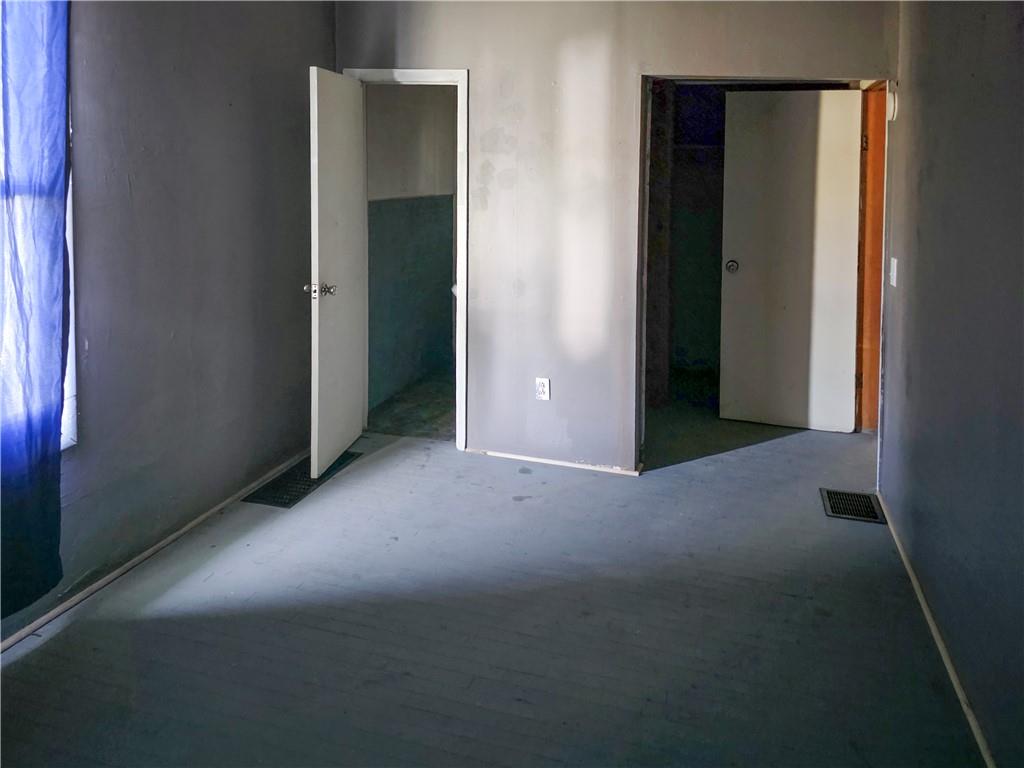 1300 Park Street Property Photo 12