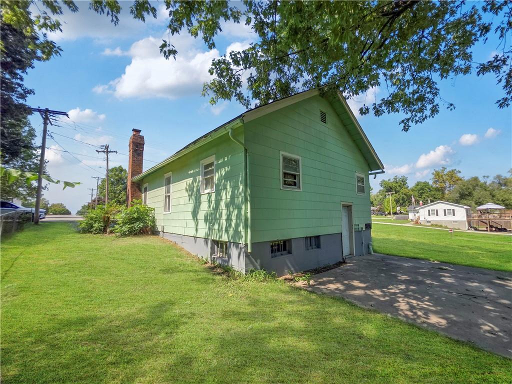 1300 Park Street Property Photo 17