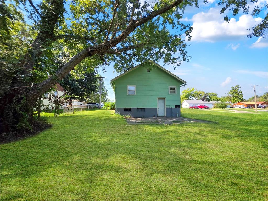 1300 Park Street Property Photo 18