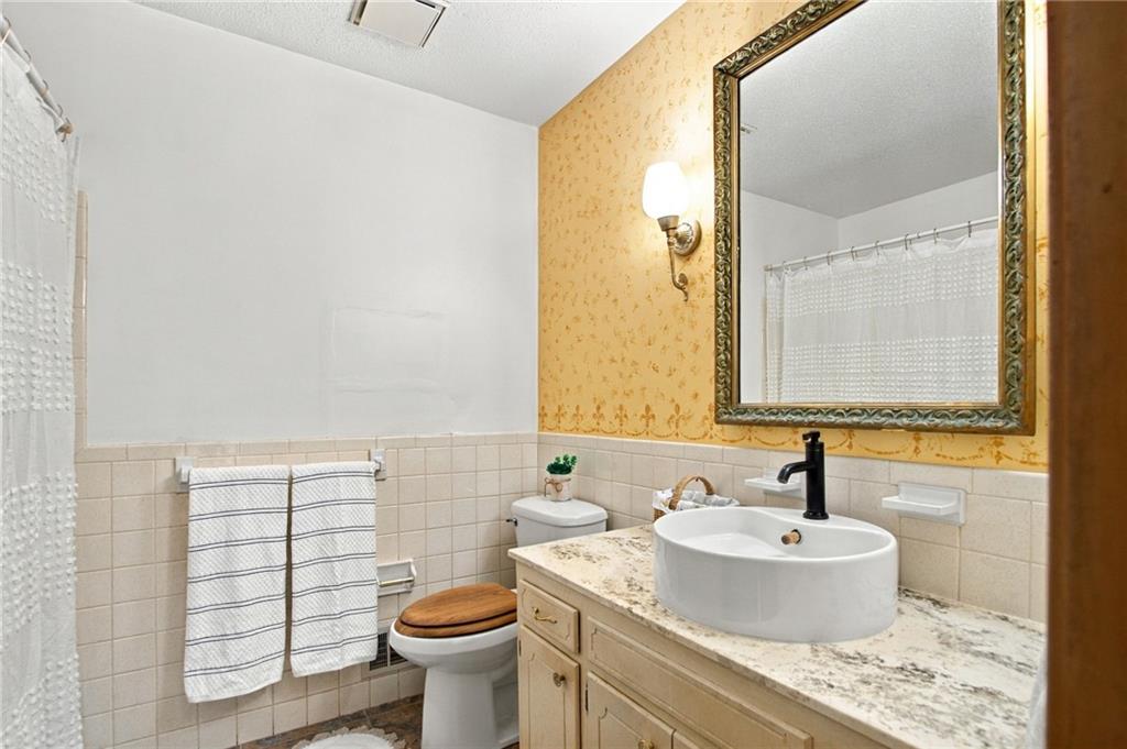 6009 N Wyandotte Street Property Photo 14