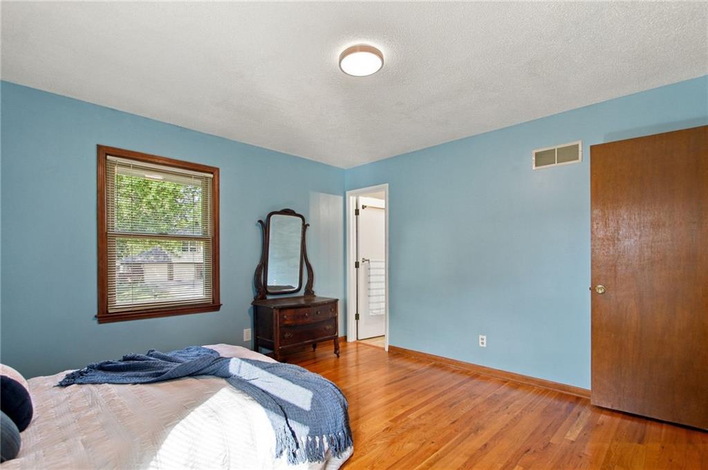 6009 N Wyandotte Street Property Photo 18