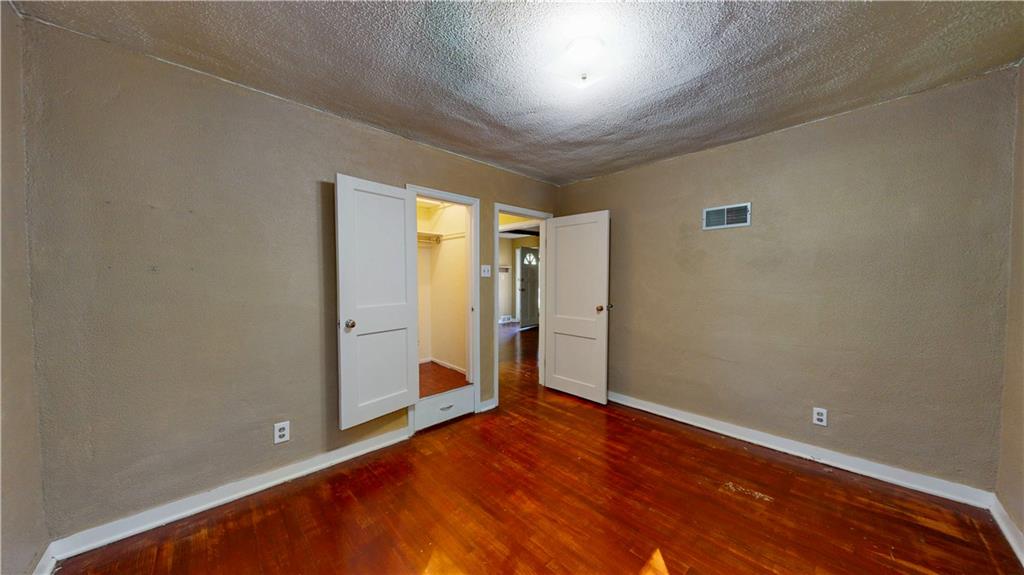 2920 Pear Street Property Photo 22