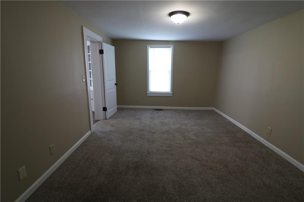 423 E Market Street Property Photo 34