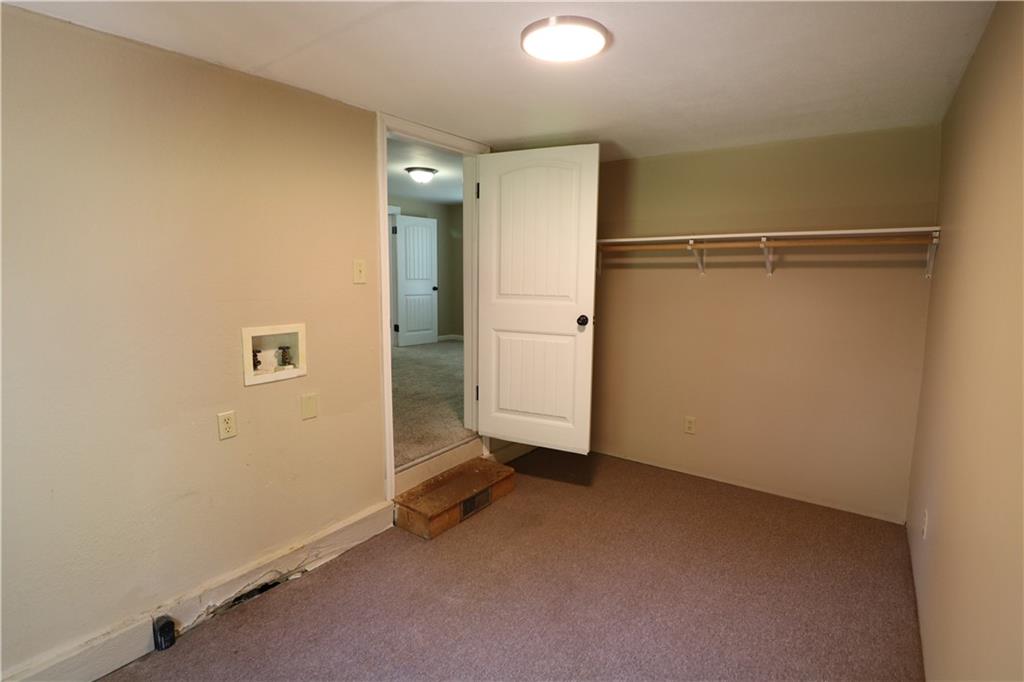 423 E Market Street Property Photo 37
