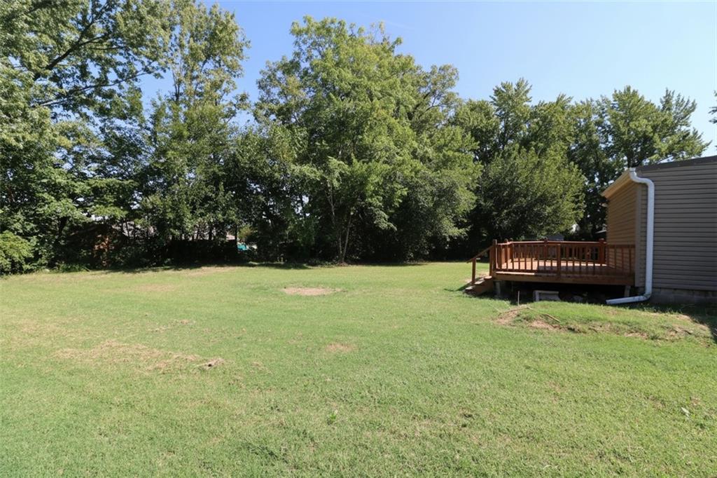423 E Market Street Property Photo 42