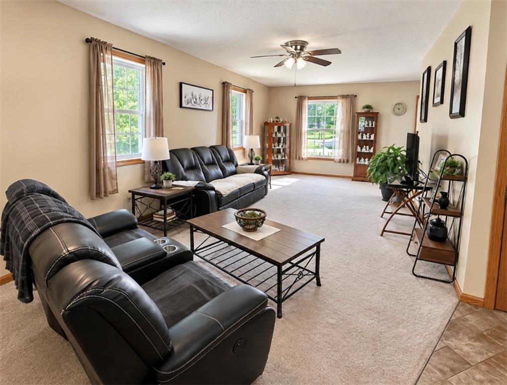 426 Lawn Avenue Property Photo 3