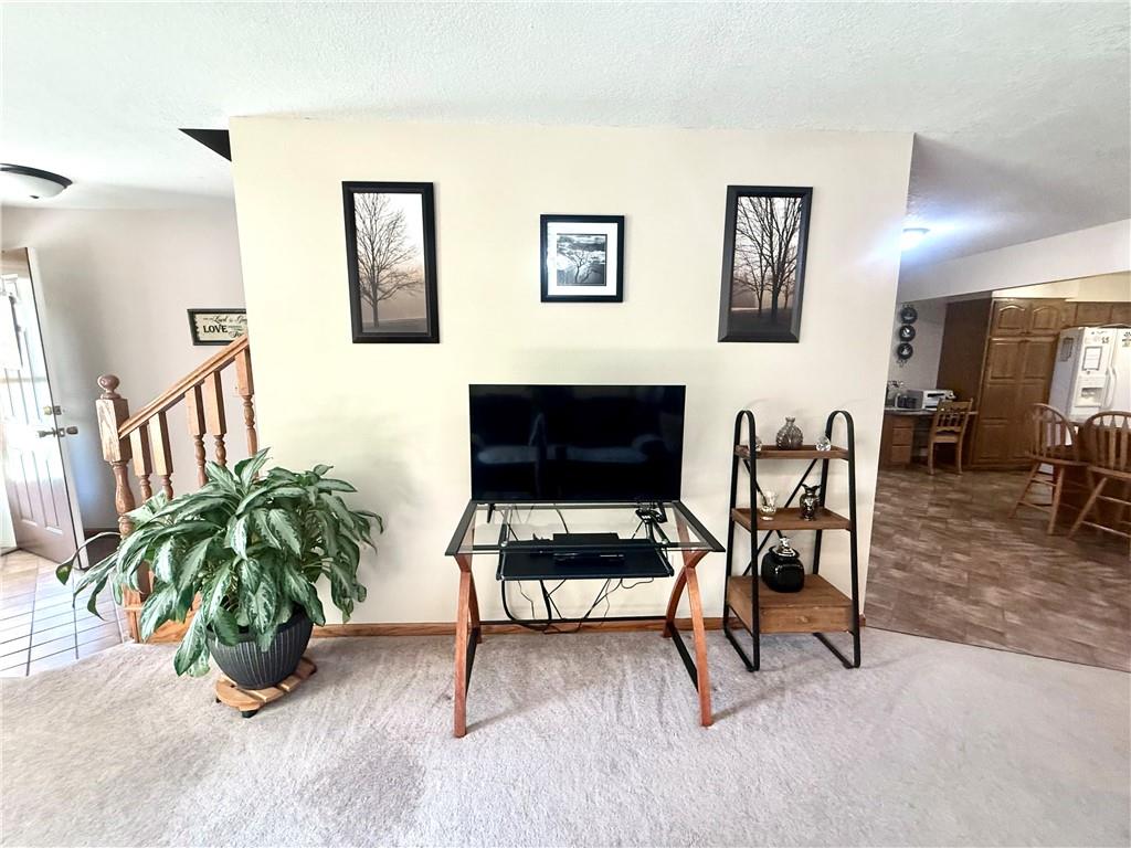 426 Lawn Avenue Property Photo 5