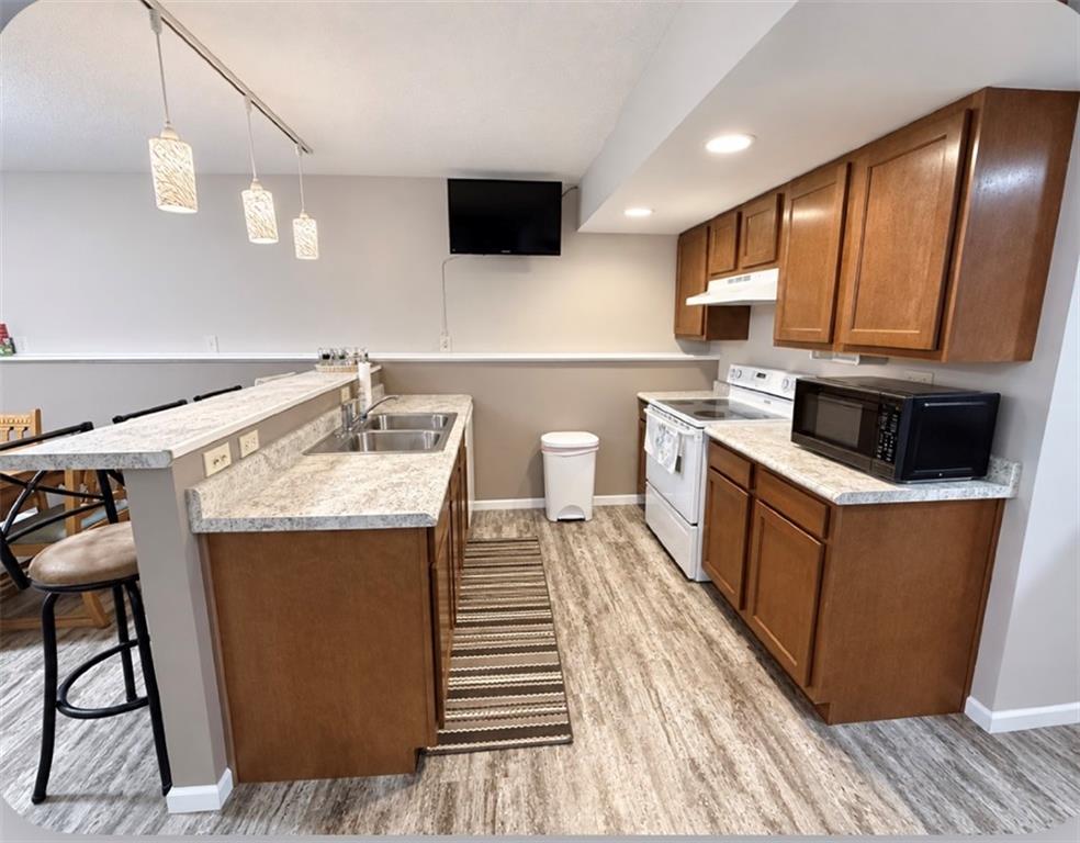 426 Lawn Avenue Property Photo 23