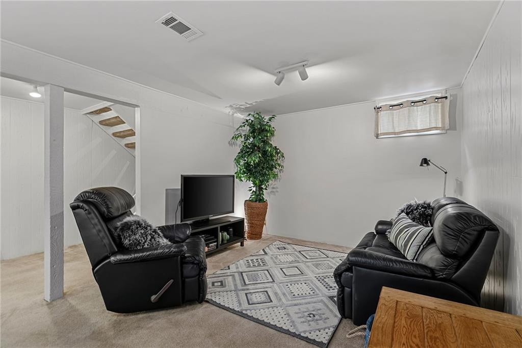 8601 W 108th Place Property Photo 25