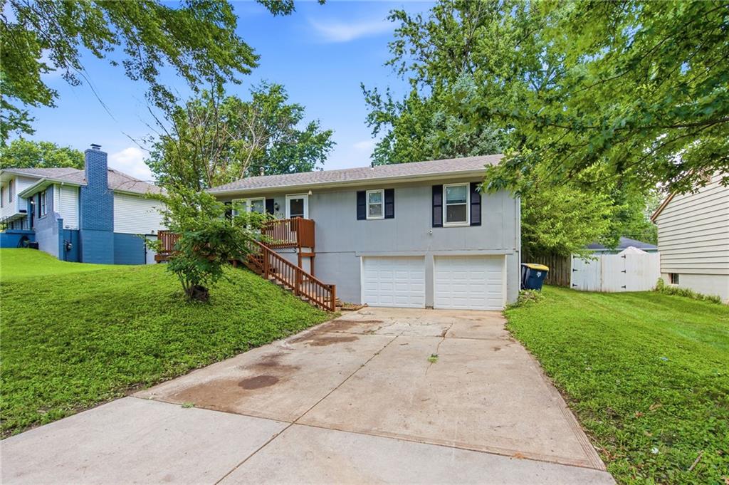 11806 E 58th Street Property Photo 1
