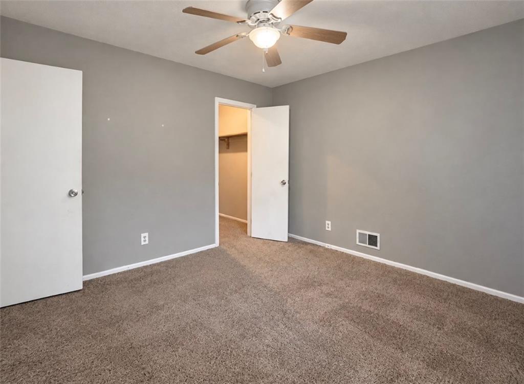 11806 E 58th Street Property Photo 12