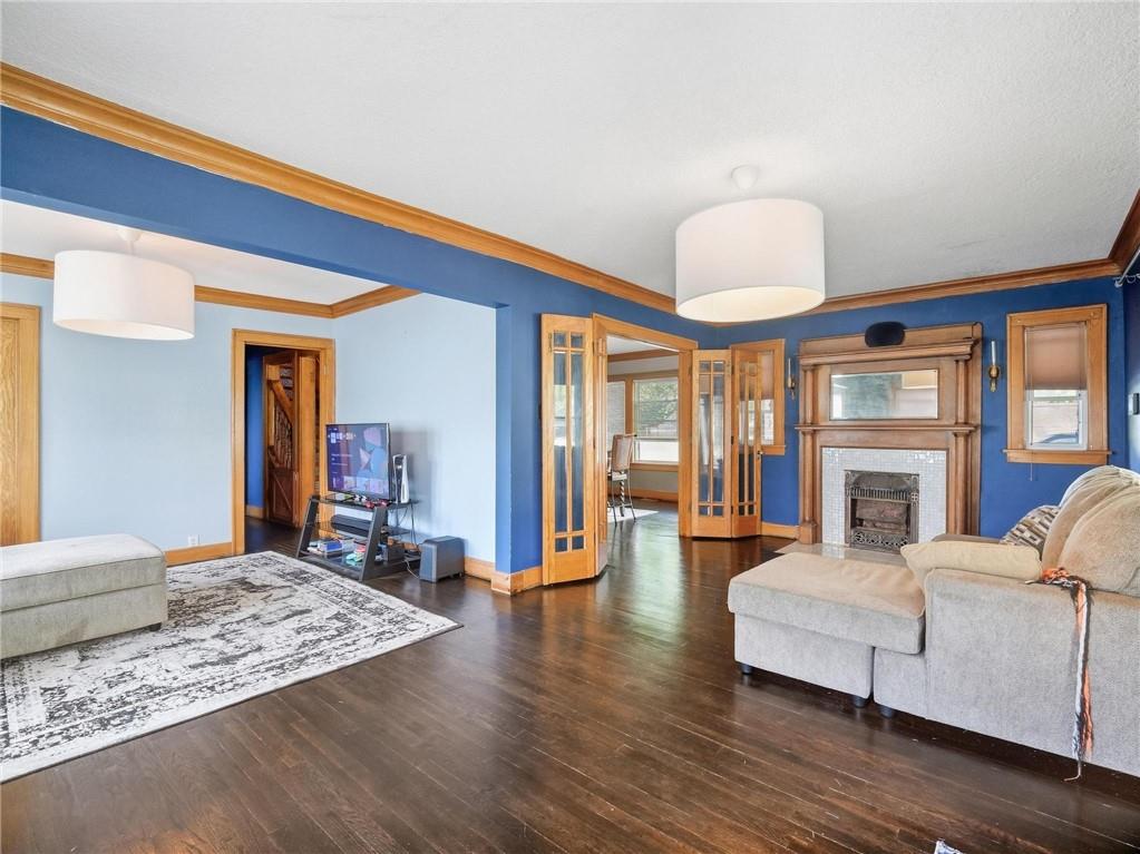 320 N River Boulevard Property Photo 6