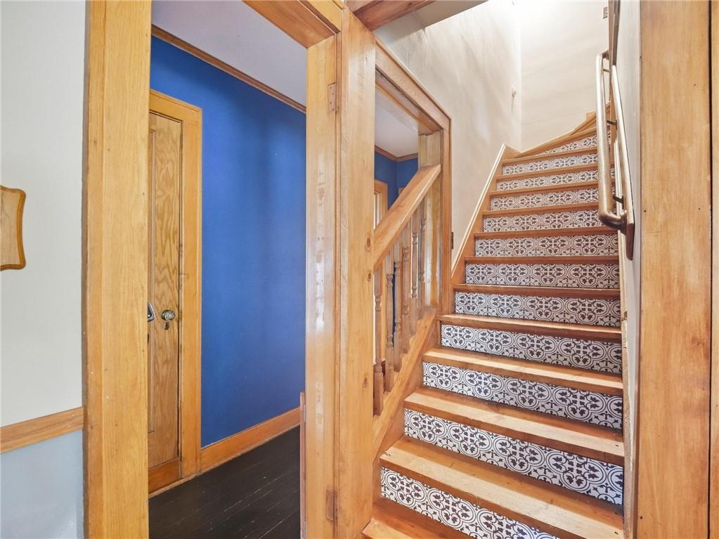320 N River Boulevard Property Photo 20