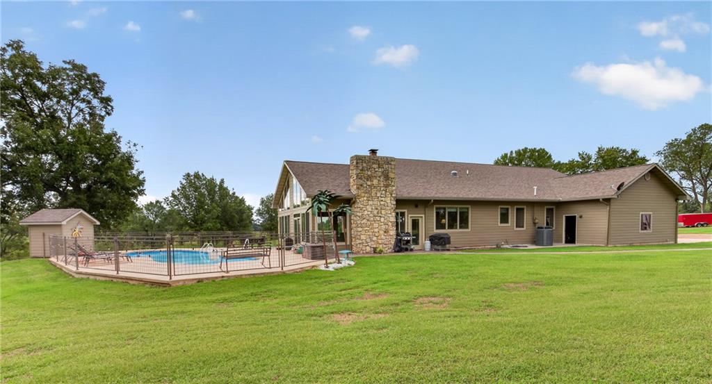 11210 Lakeview Drive Property Photo 4