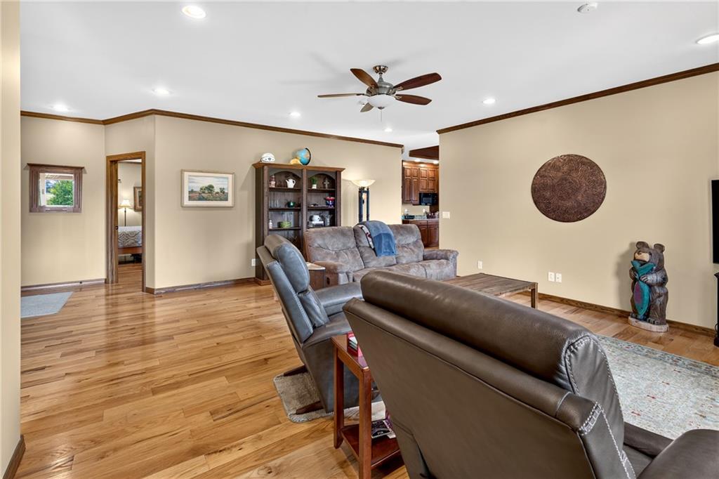 11210 Lakeview Drive Property Photo 15