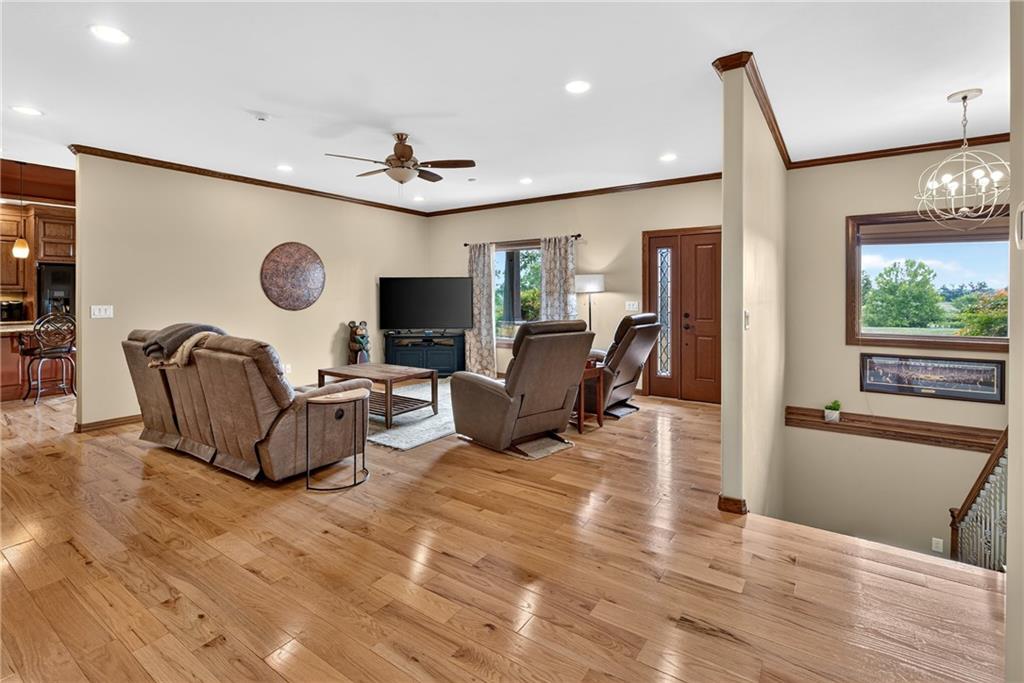 11210 Lakeview Drive Property Photo 16