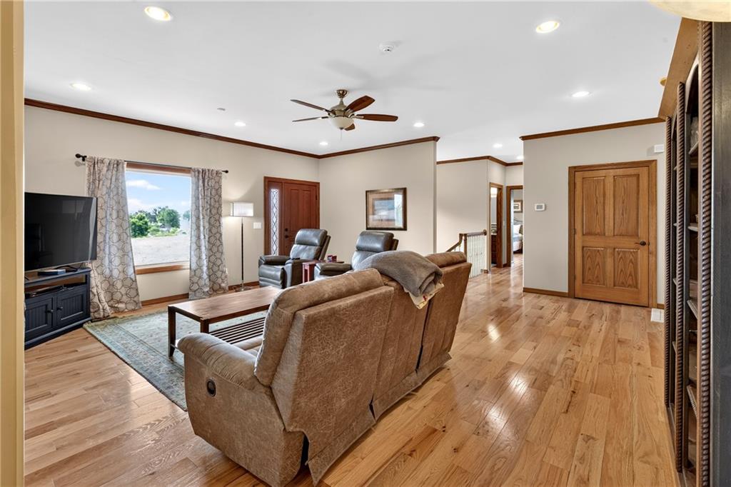 11210 Lakeview Drive Property Photo 17