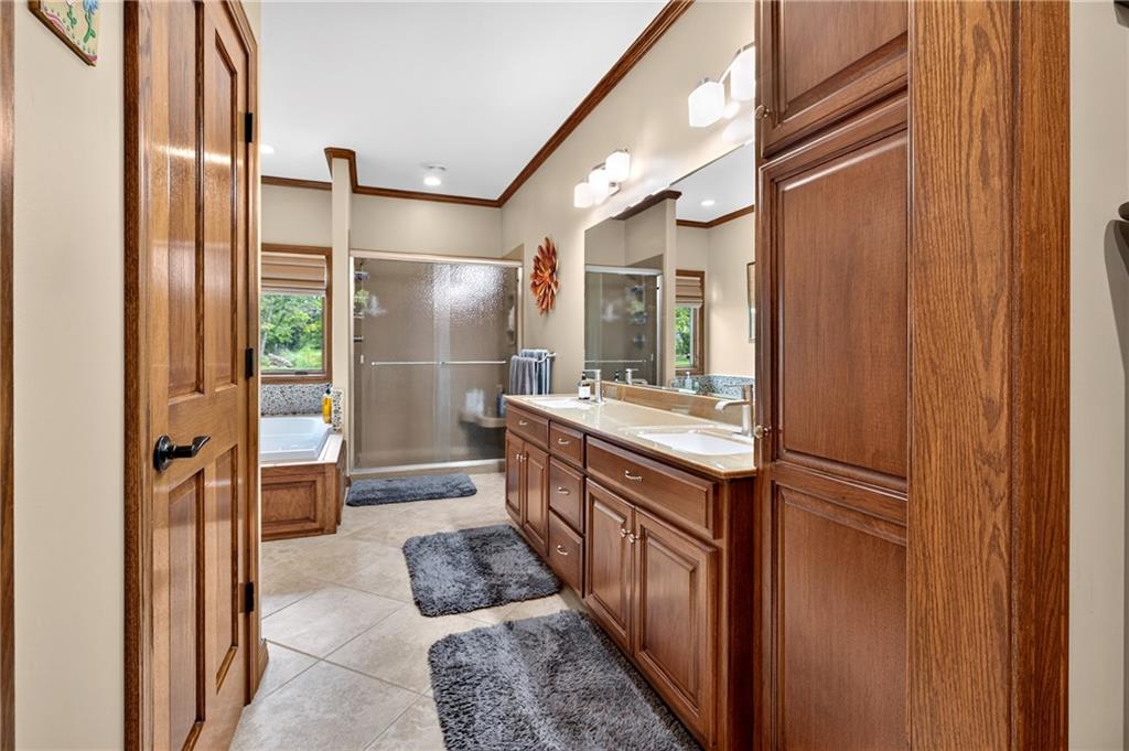 11210 Lakeview Drive Property Photo 37