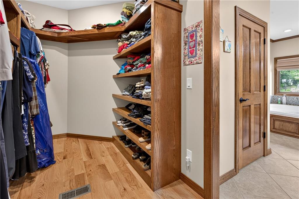 11210 Lakeview Drive Property Photo 40