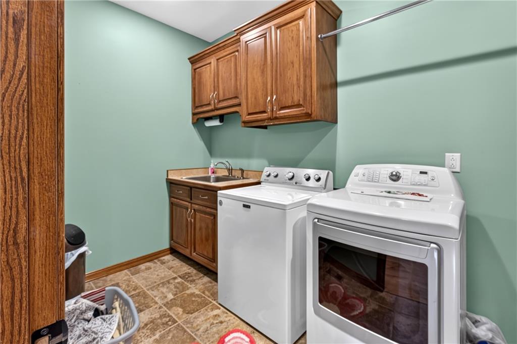 11210 Lakeview Drive Property Photo 42