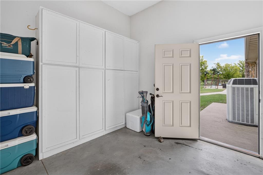 11210 Lakeview Drive Property Photo 66