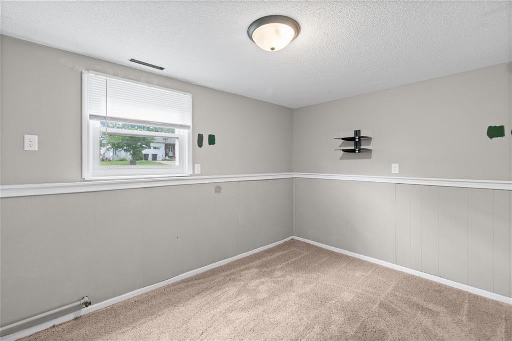 1406 Ridgeway Drive Property Photo 18