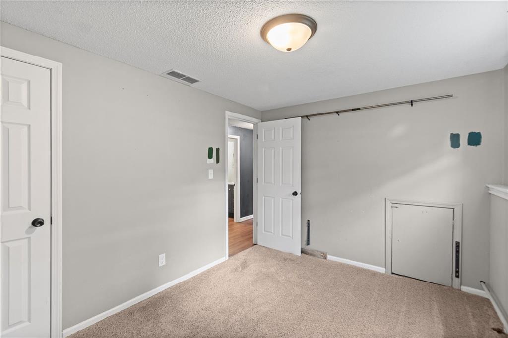 1406 Ridgeway Drive Property Photo 20