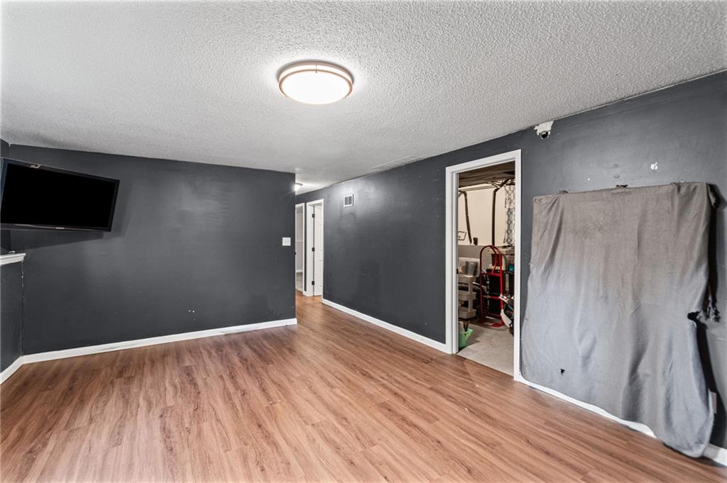1406 Ridgeway Drive Property Photo 23