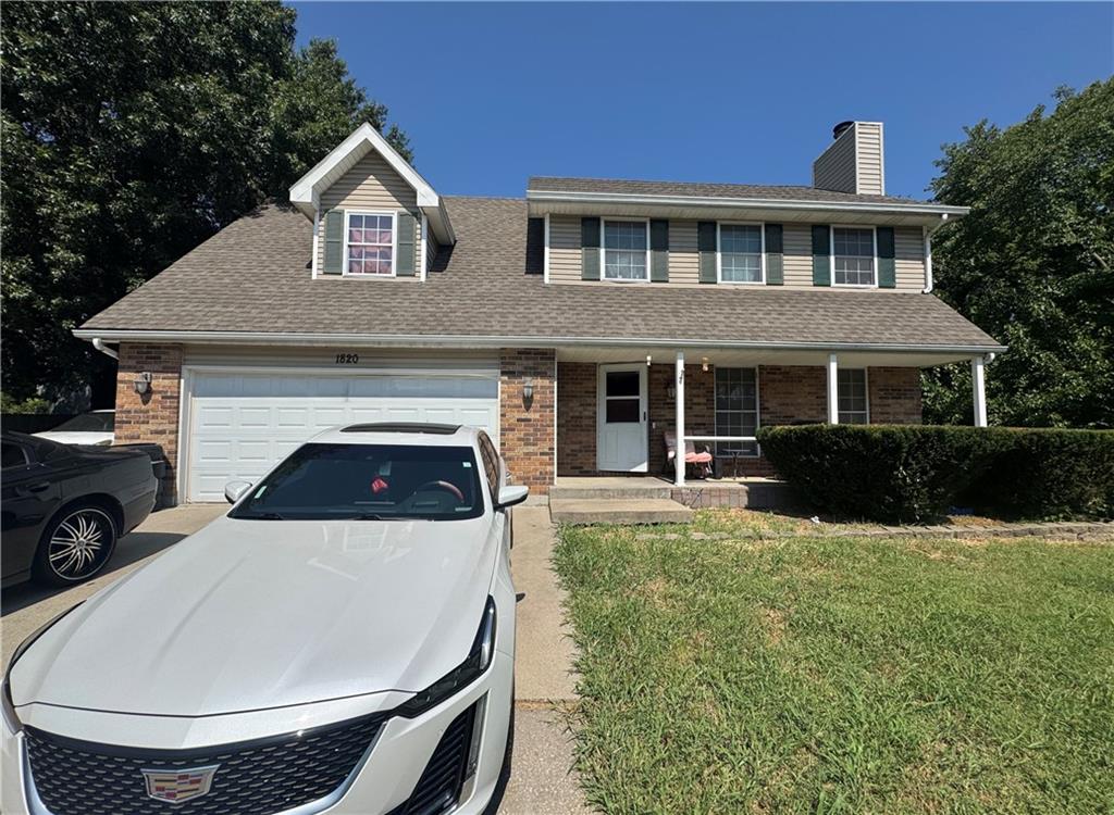 1820 Evergreen Street Property Photo 1