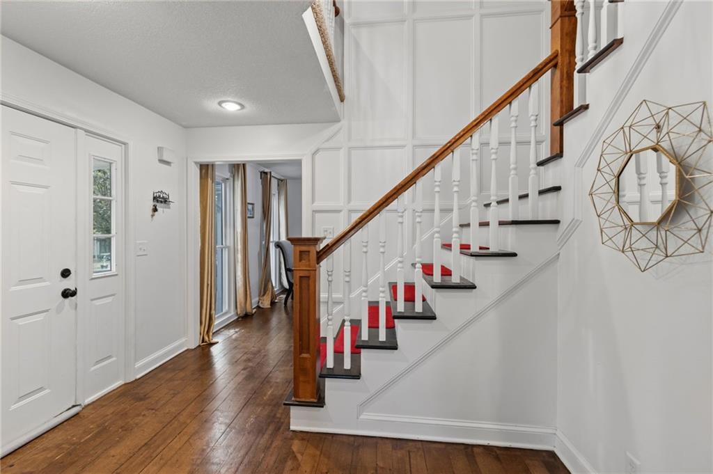7416 N Wabash Avenue Property Photo 3
