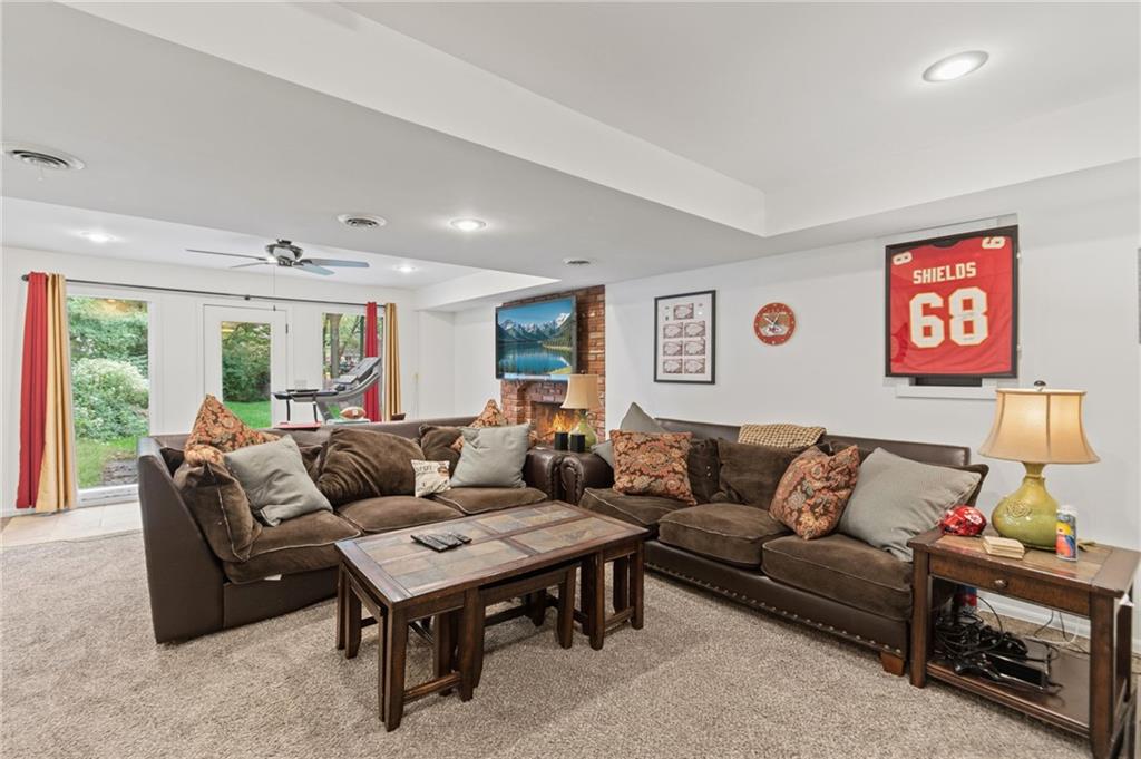 7416 N Wabash Avenue Property Photo 31