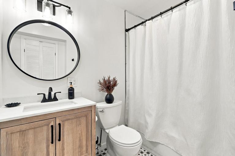 7402 Edgewood Boulevard Property Photo 15