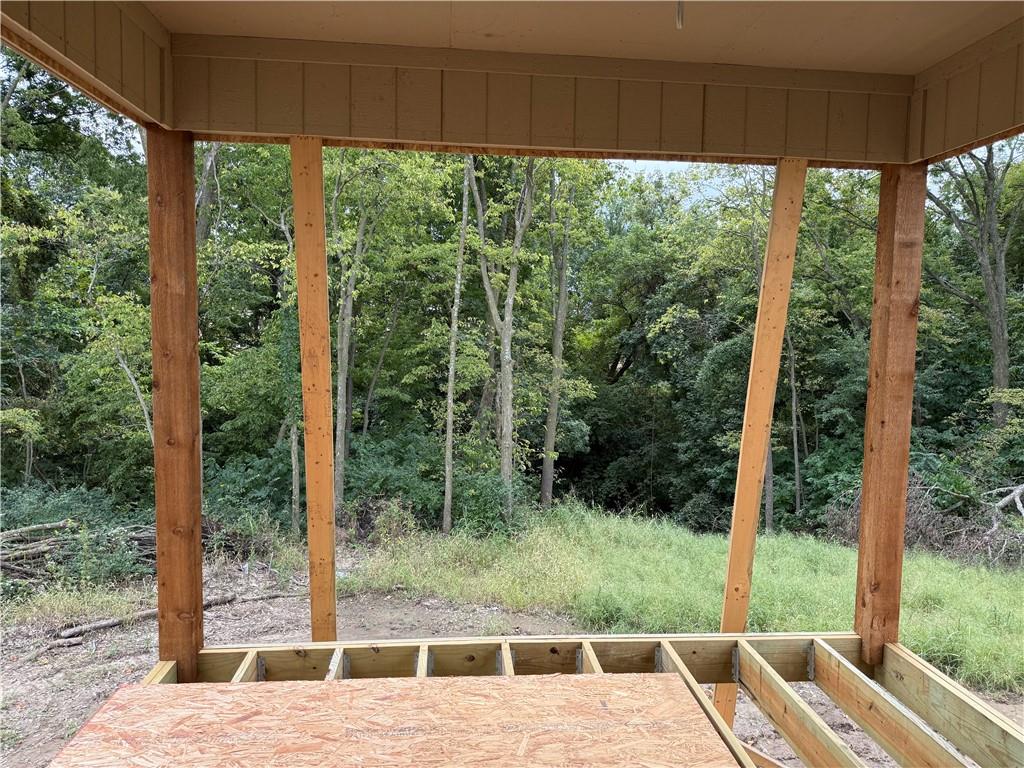 521 Arbor Lane Property Photo 6