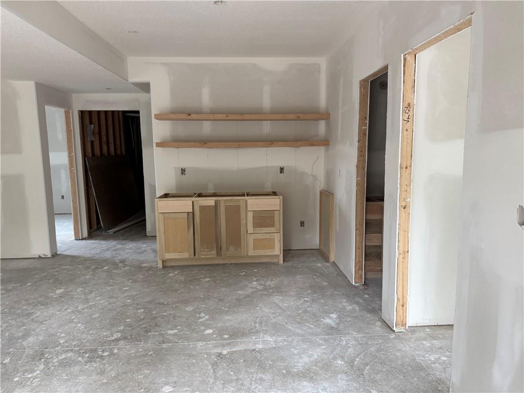 521 Arbor Lane Property Photo 14