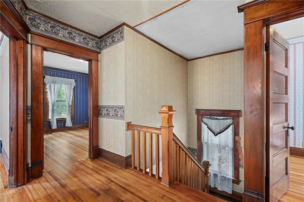 553 E Park Street Property Photo 18