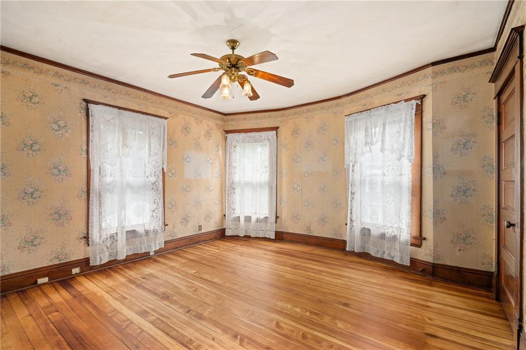 553 E Park Street Property Photo 24