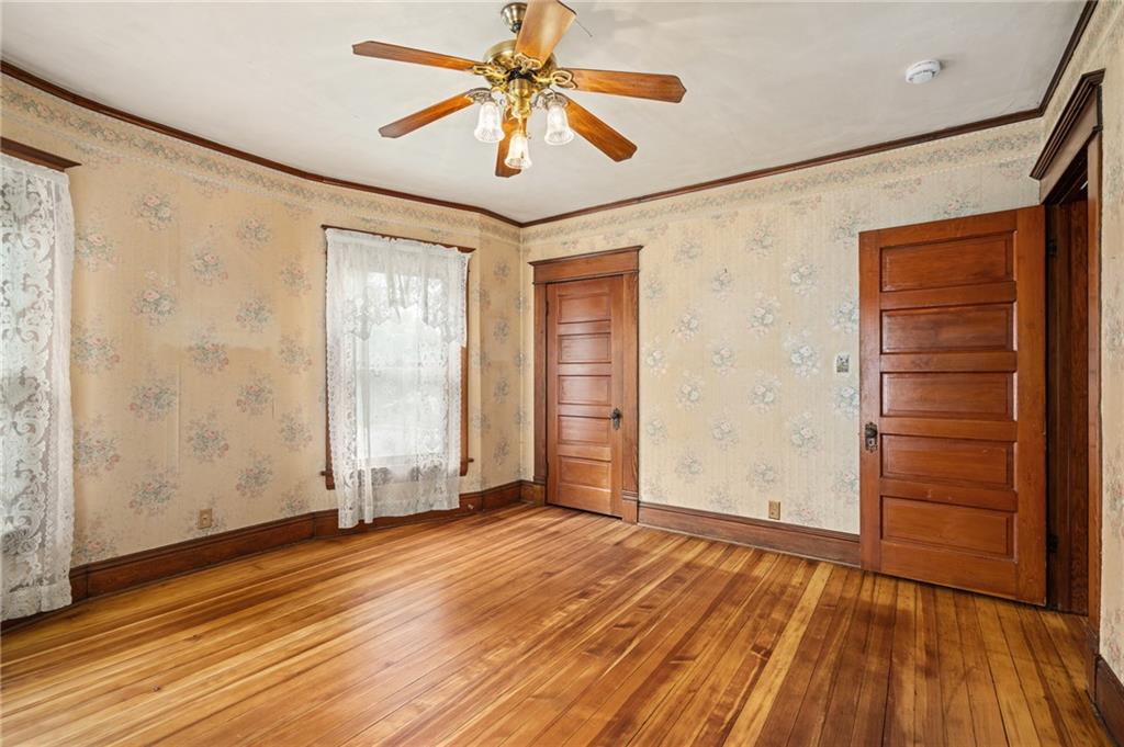 553 E Park Street Property Photo 25