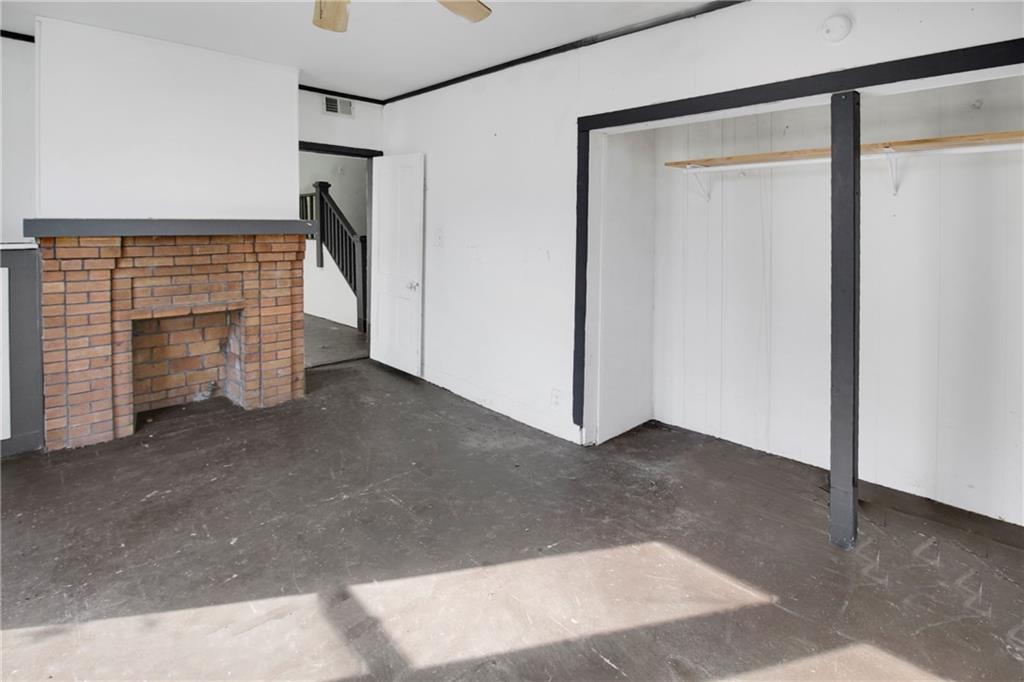 1415 And 1411 Belmont Avenue Property Photo 8