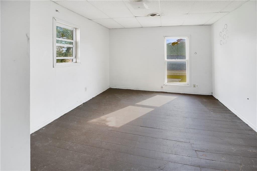 1415 And 1411 Belmont Avenue Property Photo 13