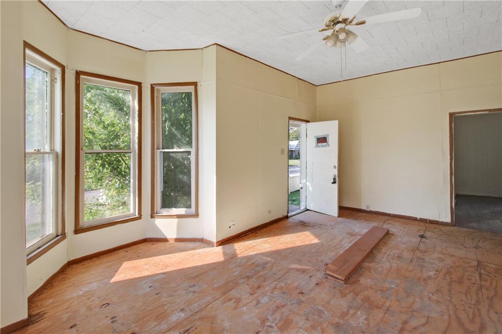 1415 And 1411 Belmont Avenue Property Photo 18