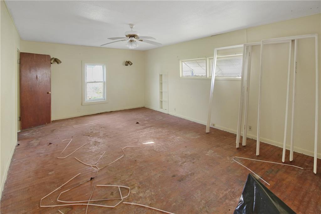 1415 And 1411 Belmont Avenue Property Photo 19