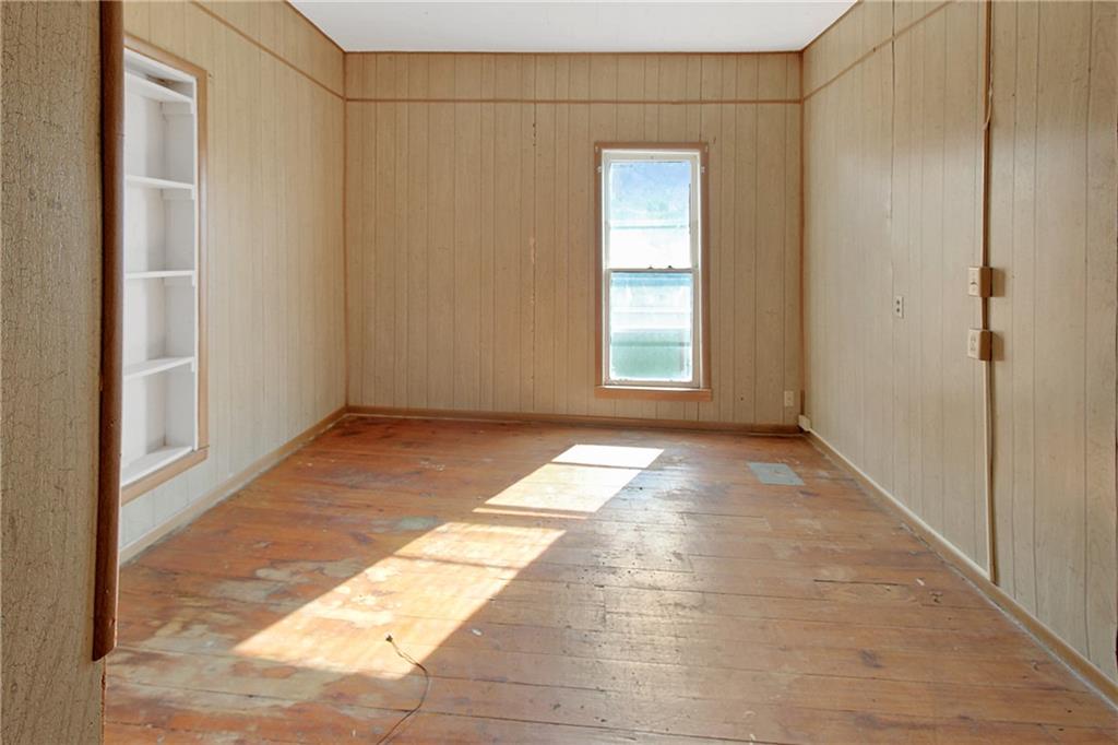 1415 And 1411 Belmont Avenue Property Photo 23