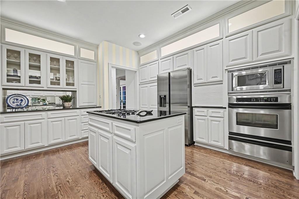 5506 W 82nd Place Property Photo 17