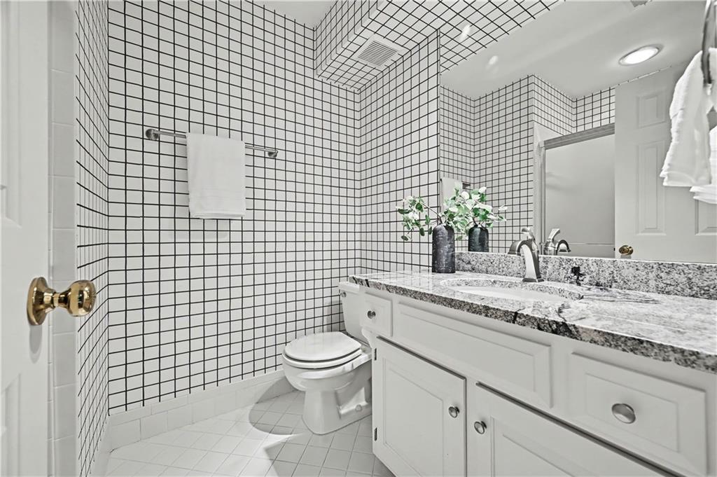 5506 W 82nd Place Property Photo 30