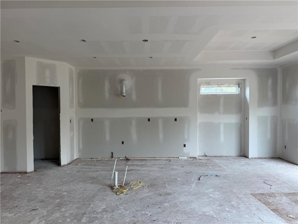 2116 Deerfield Terrace Property Photo 3
